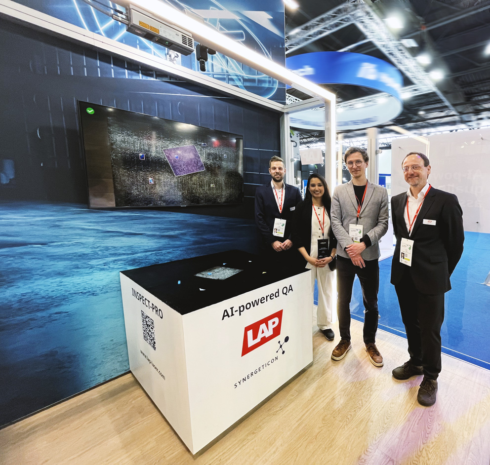 This year's highlight at the LAP stand: LAP, together with Synergeticon, presented the new AI-powered INSPECT-PRO camera system for quality assurance in laser projection processes.